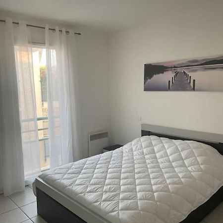 Appartement 2 Pieces Fréjus Exteriör bild