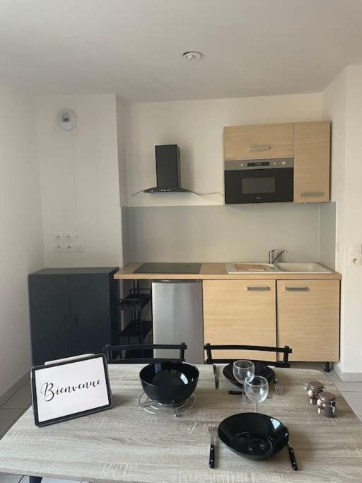 Appartement 2 Pieces Fréjus Exteriör bild